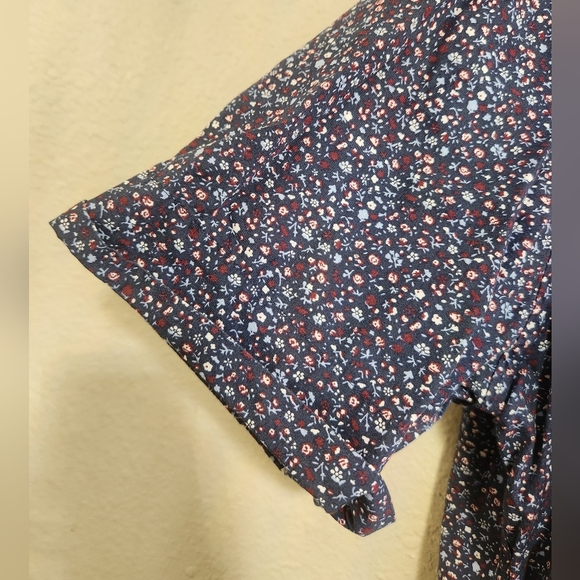Zara Navy Floral Button Down Shirt - Picture 3 of 6